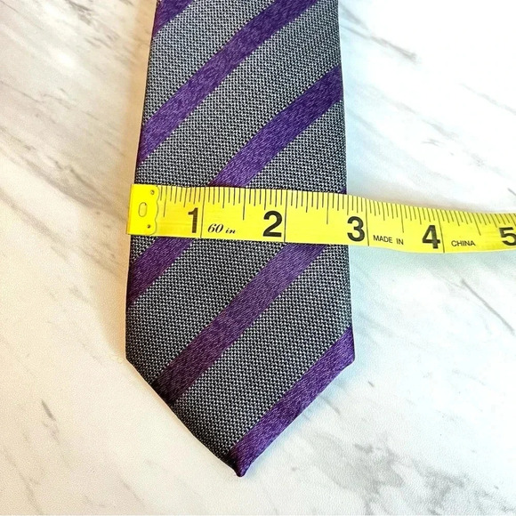 Alfani Neck Tie Krome Stripe Slim Plum/Gray - Picture 2 of 4